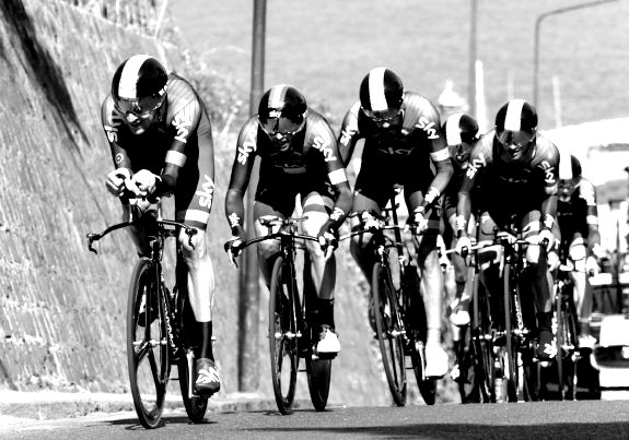 giro12-st2-wiggins-Sky-1